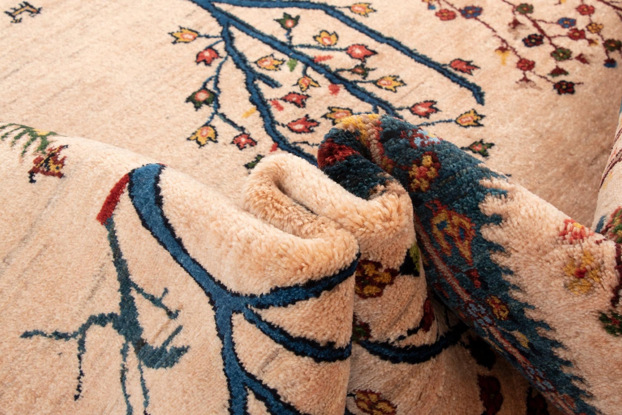 6' 10 x 9' 11 Luribaft Wool Rug