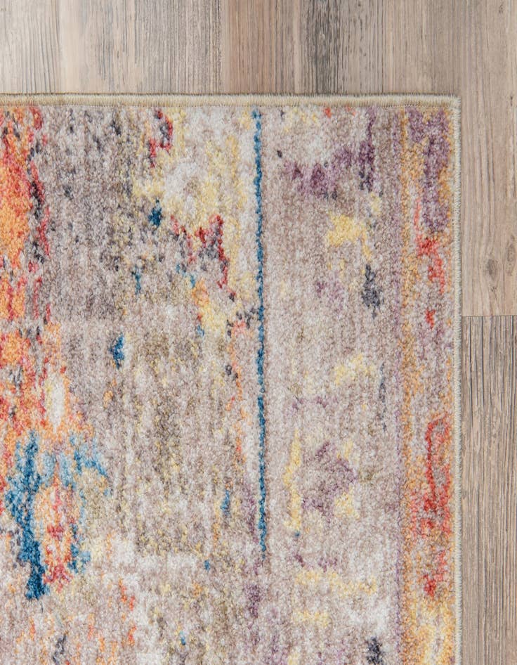 Detail image of 8' x 10' Madrid Rug