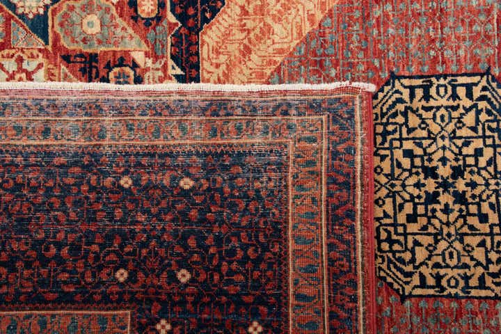 7' 10 x 9' 7 Mamluk Wool Rug