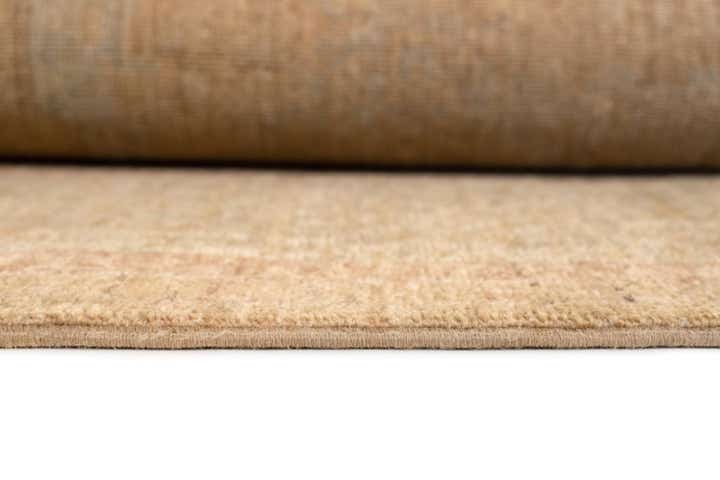 4' 9 x 6' 6 Mamluk Wool Rug