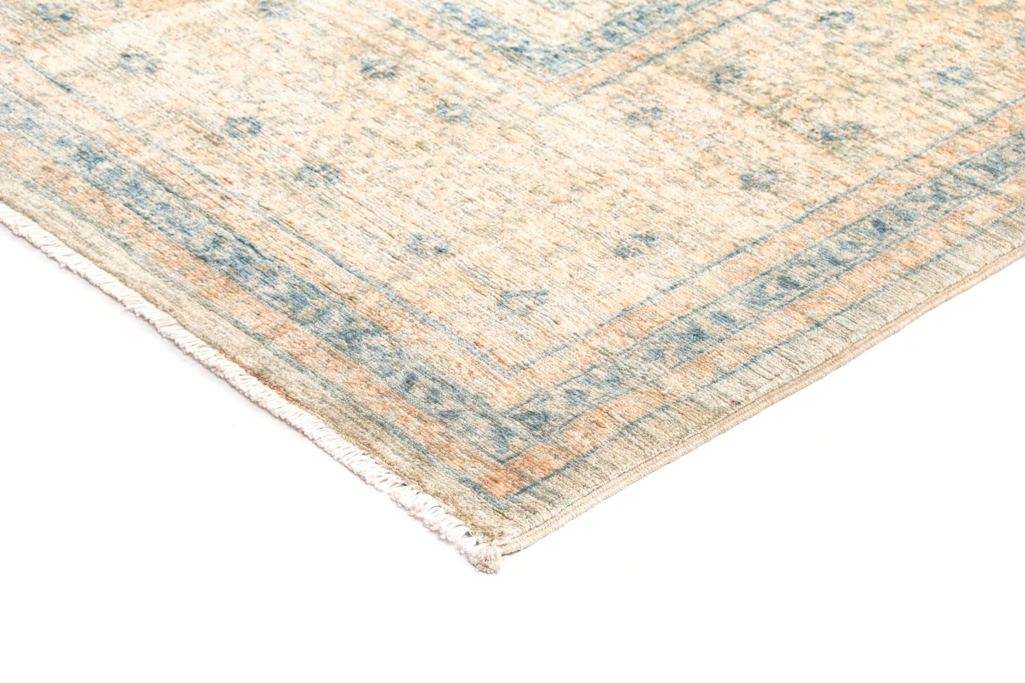 8' x 9' 10 Mamluk Wool Rug