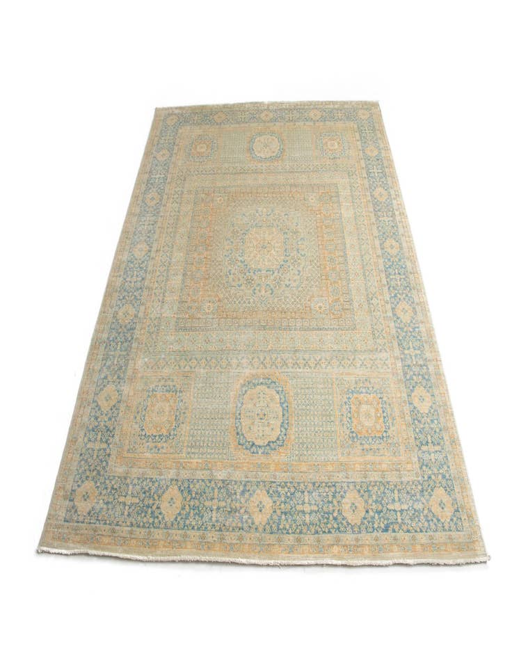 Detail image of 8' 2 x 9' 9 Hand Knotted Mamluk Rug