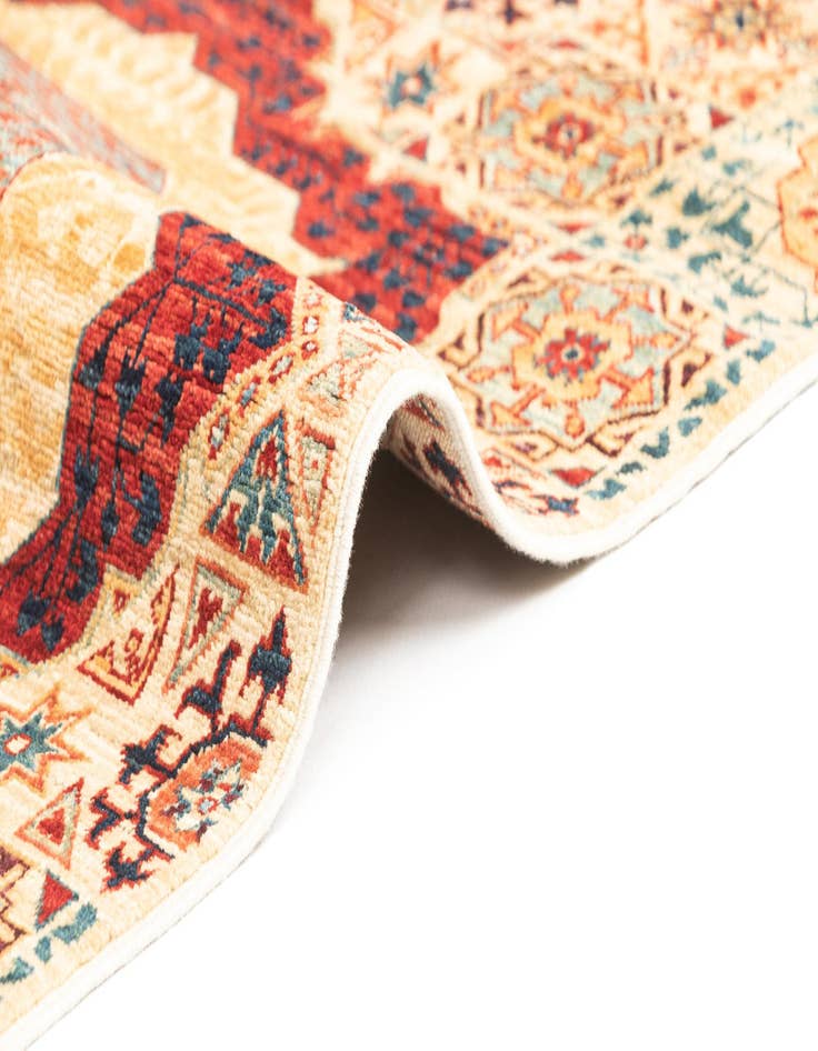 Detail image of 2' 9 x 15' 11  Hand Knotted Mamluk Rug