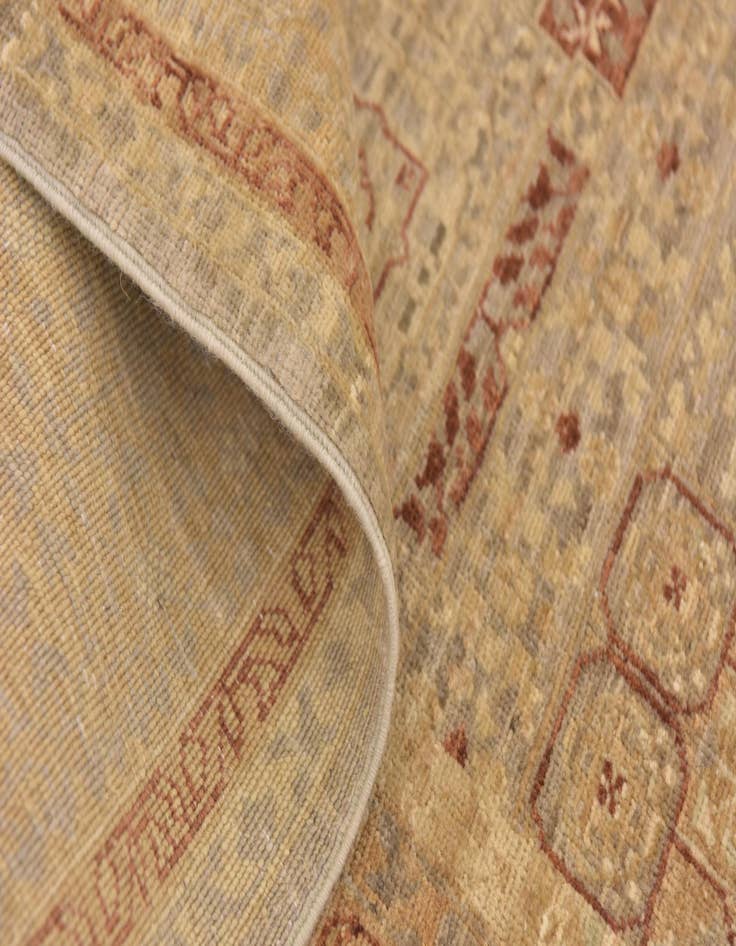 Detail image of 4' 10 x 6' 8  Hand Knotted Mamluk Ziegler Oriental Rug