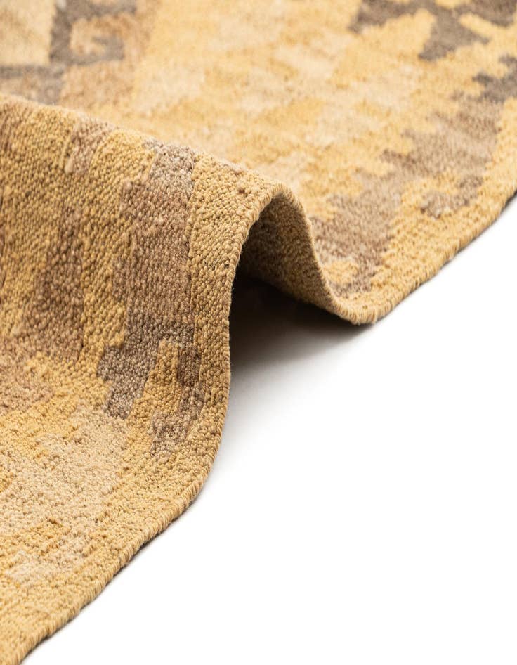 Detail image of 6' 6 x 9' 6 Hand Knotted Marok Kilim Rug
