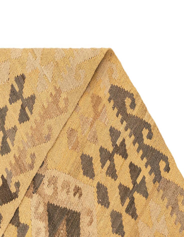 Detail image of 6' 6 x 9' 6  Hand Knotted Marok Kilim Rug