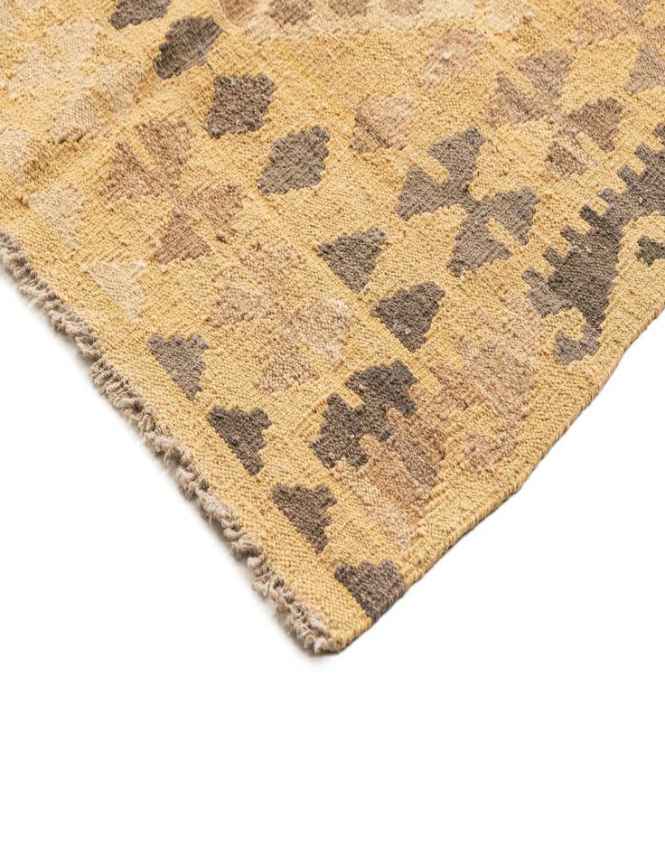 Detail image of 6' 6 x 9' 6  Hand Knotted Marok Kilim Rug