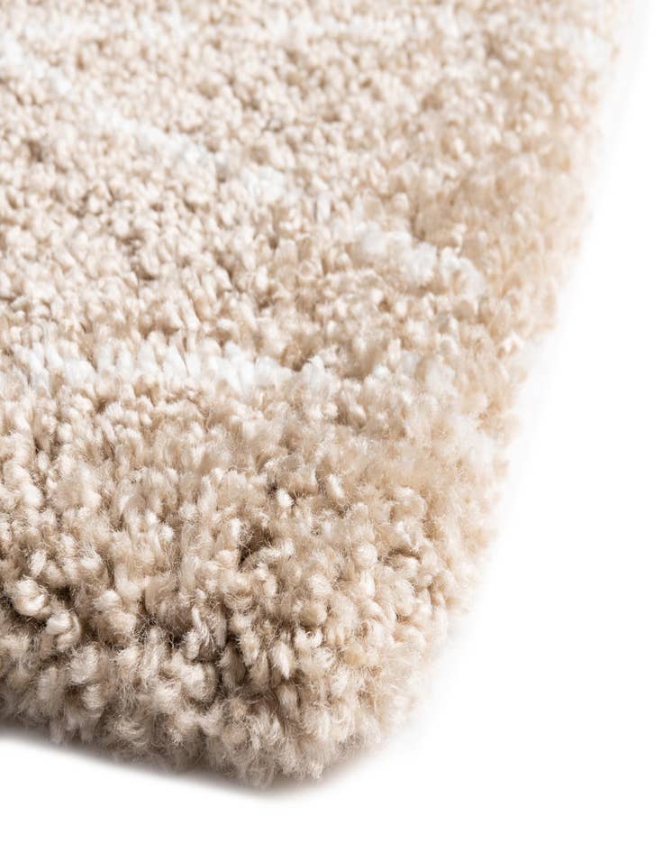 Detail image of 6' x 9' Marrakesh Shag Rug