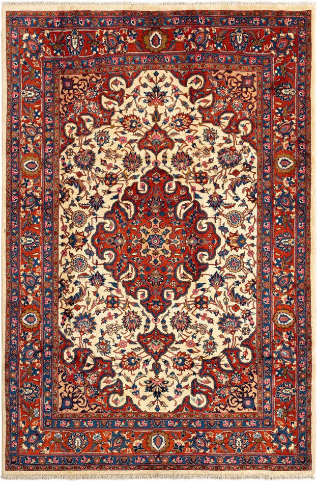 Detail image of 6' 8 x 9' 8 Mashad Wool Rug