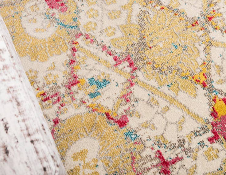 Detail image of 7' x 10' Washable Mesa Rug