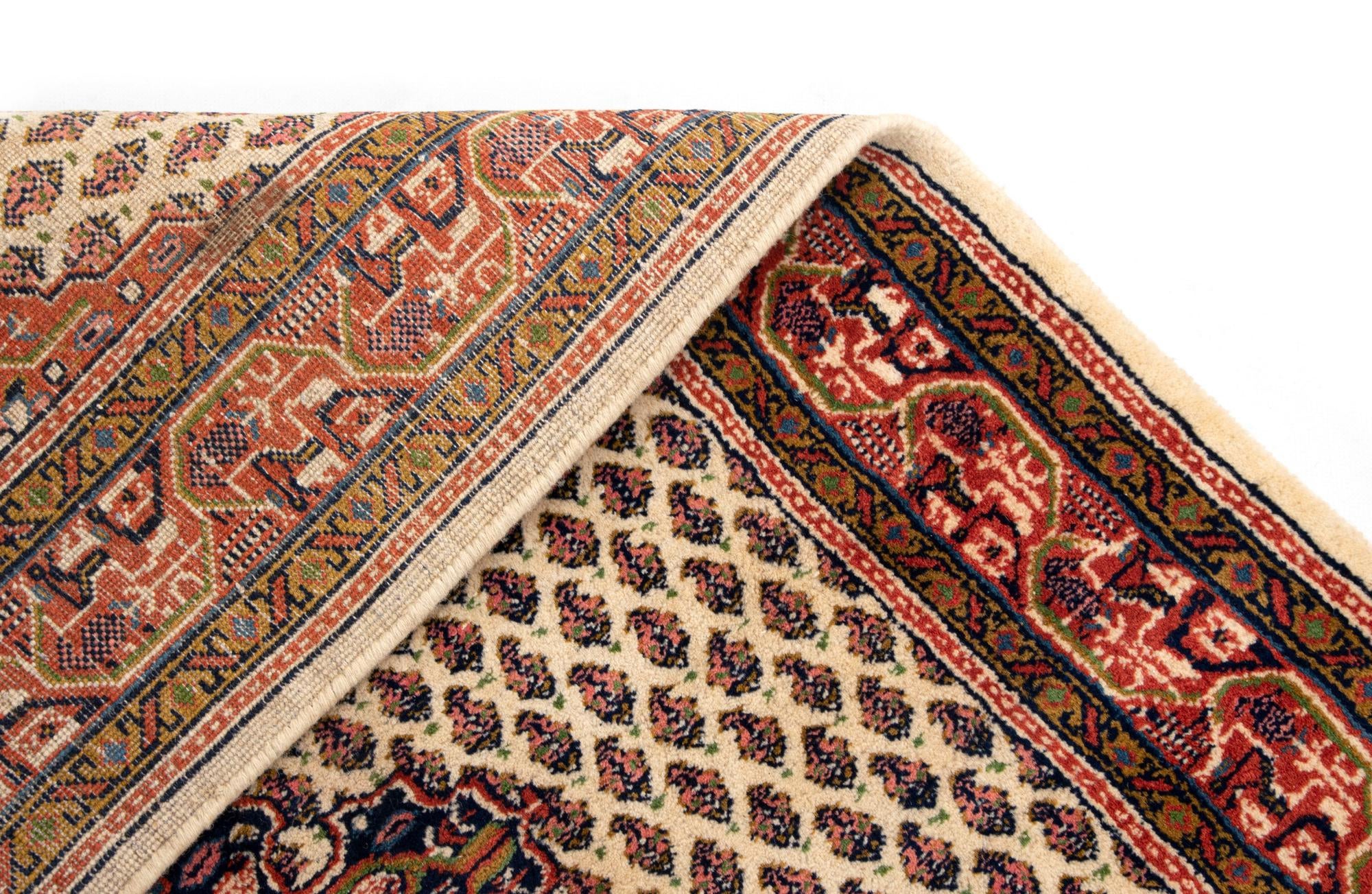 4' 6 x 6' 6 Mir Wool Rug
