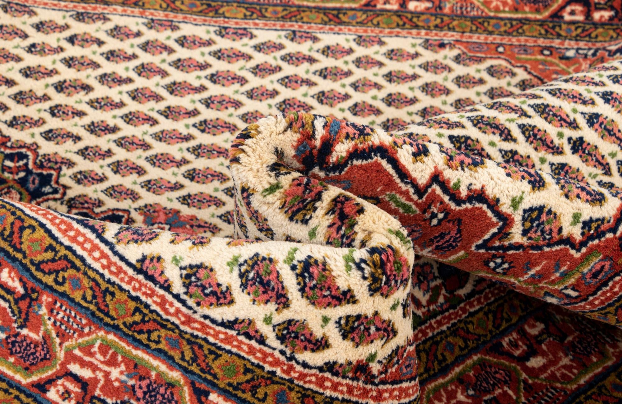 4' 6 x 6' 6 Mir Wool Rug