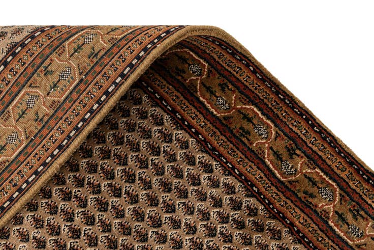 Detail image of 3' 2 x 5' 3 Hand Knotted Mir Wool Rug