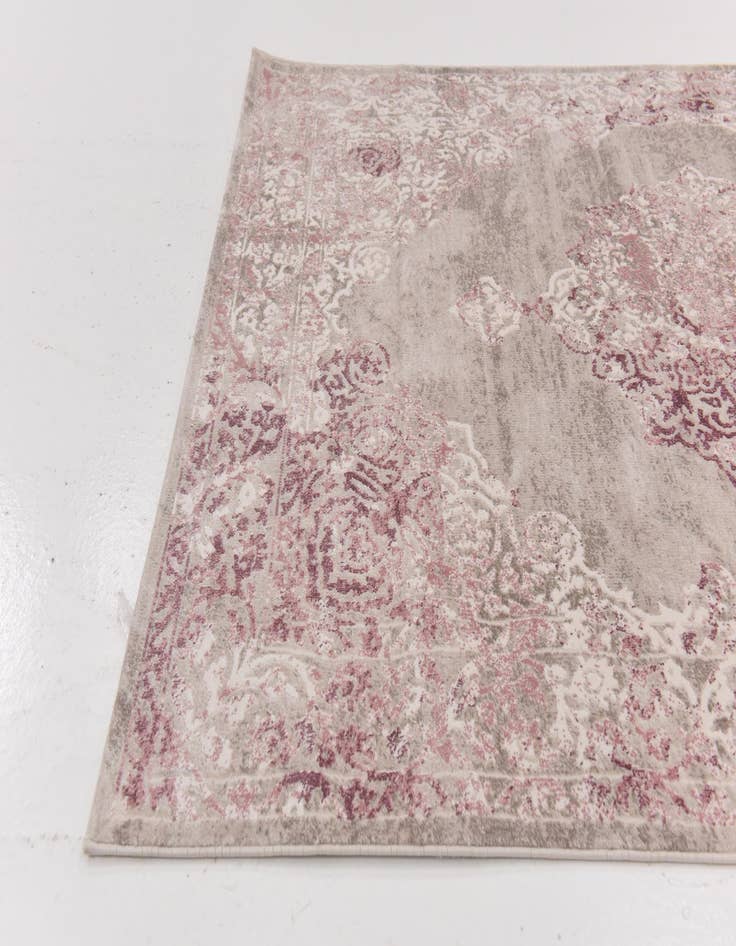 Detail image of 5' x 7' 6 Modern Classical Rug