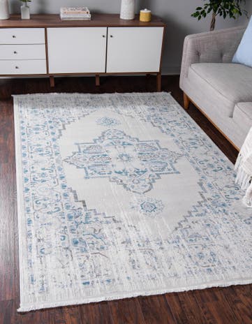 7' x 10' Modern Classical Rug