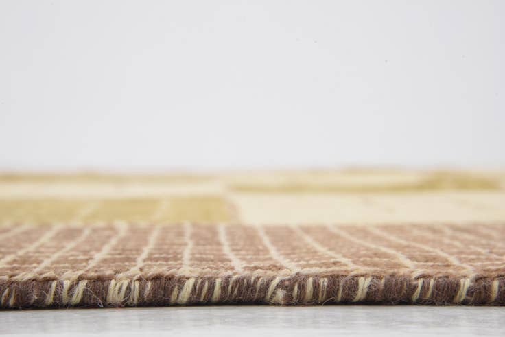 Detail image of 6' 10 x 9' 9 Hand Knotted Modern Ziegler Oriental Rug