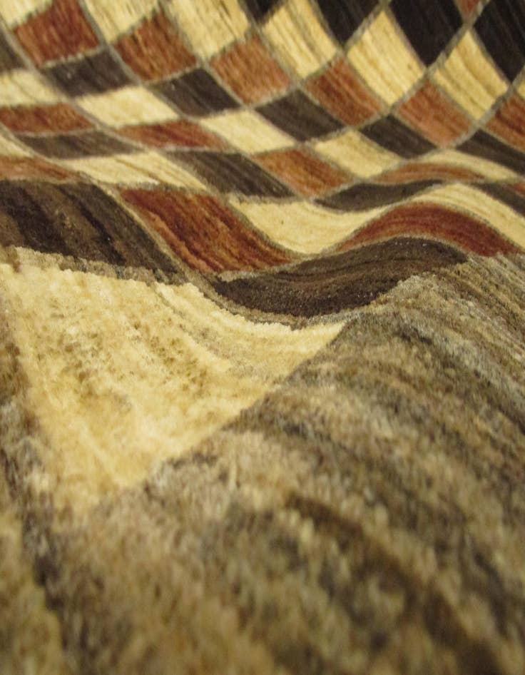 Detail image of 4' 7 x 6' 8  Hand Knotted Modern Ziegler Oriental Rug