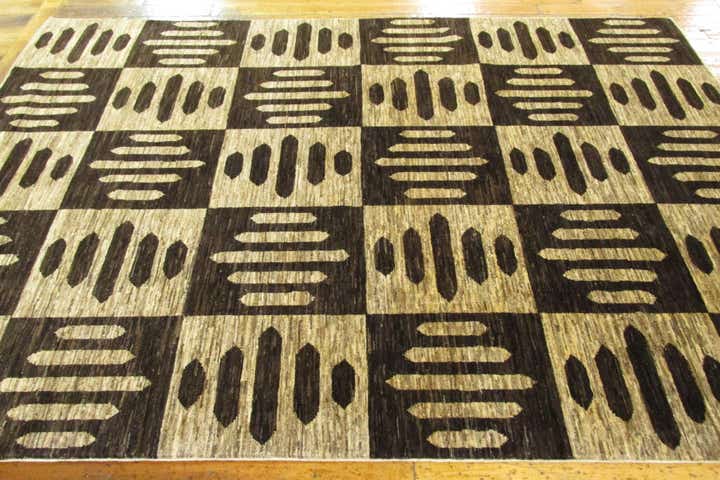 5' 8 x 7' 11 Hand Knotted Modern Ziegler Oriental Rug