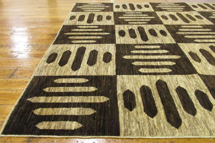 5' 8 x 7' 11 Hand Knotted Modern Ziegler Oriental Rug