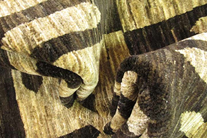 5' 8 x 7' 11 Hand Knotted Modern Ziegler Oriental Rug