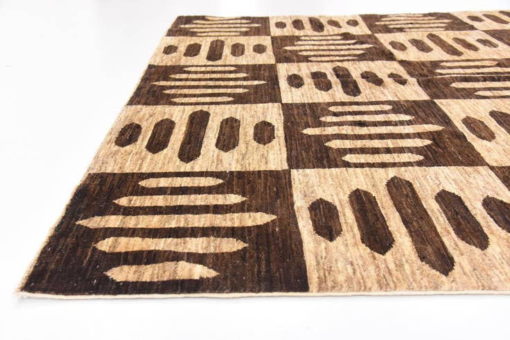 Detail image of 5' 8 x 7' 11 Hand Knotted Modern Ziegler Oriental Rug