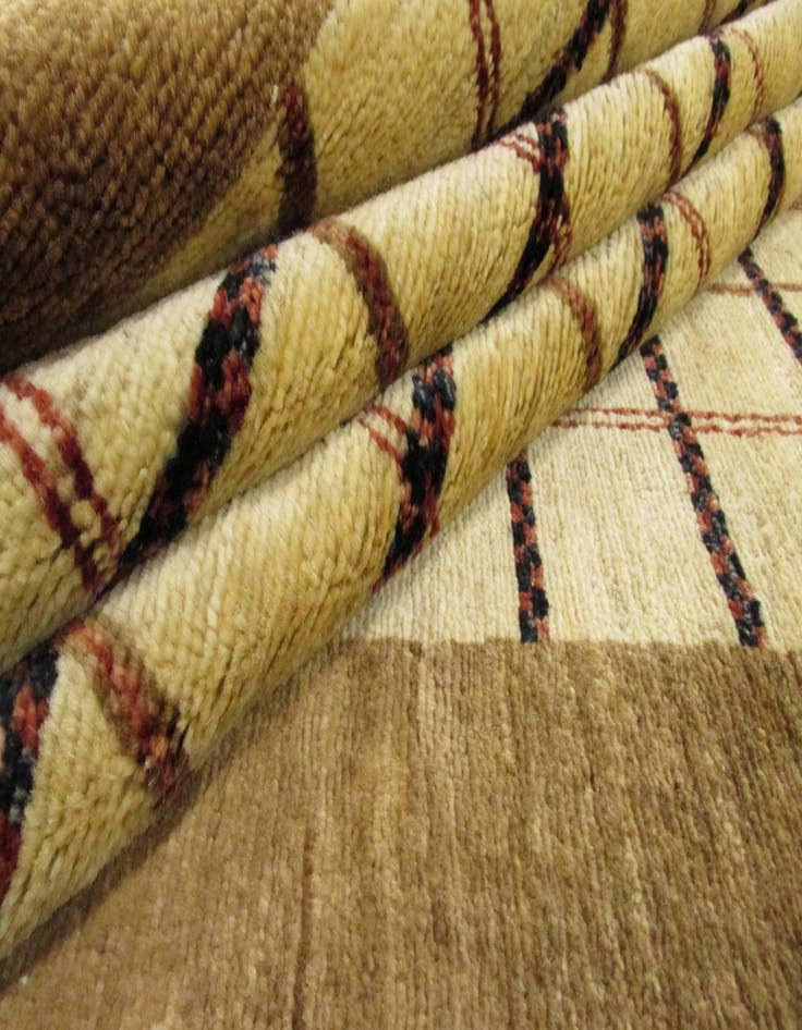 Detail image of 5' 7 x 8' 2  Hand Knotted Modern Ziegler Oriental Rug