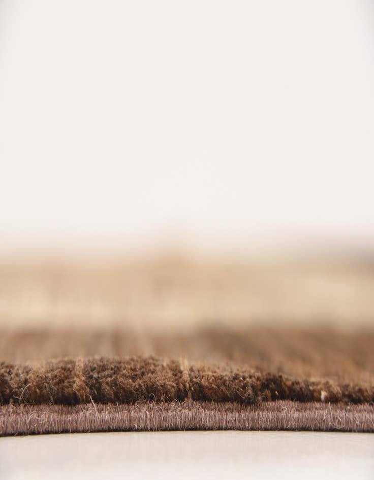 Detail image of 6' 10 x 9' 7  Hand Knotted Modern Ziegler Rug