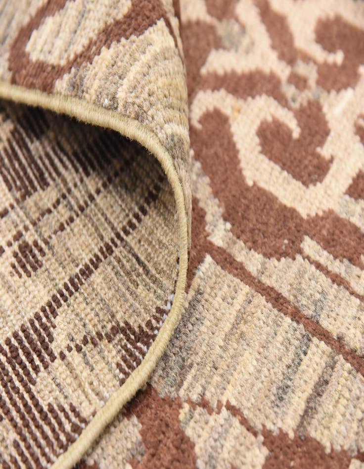 Detail image of 5' 7 x 7' 10  Hand Knotted Modern Ziegler Rug