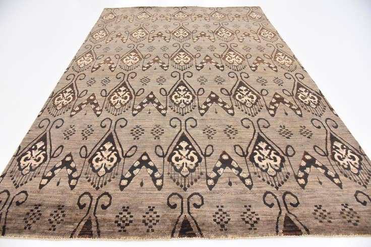 Detail image of 6' 8 x 9' 7 Hand Knotted Modern Ziegler Rug