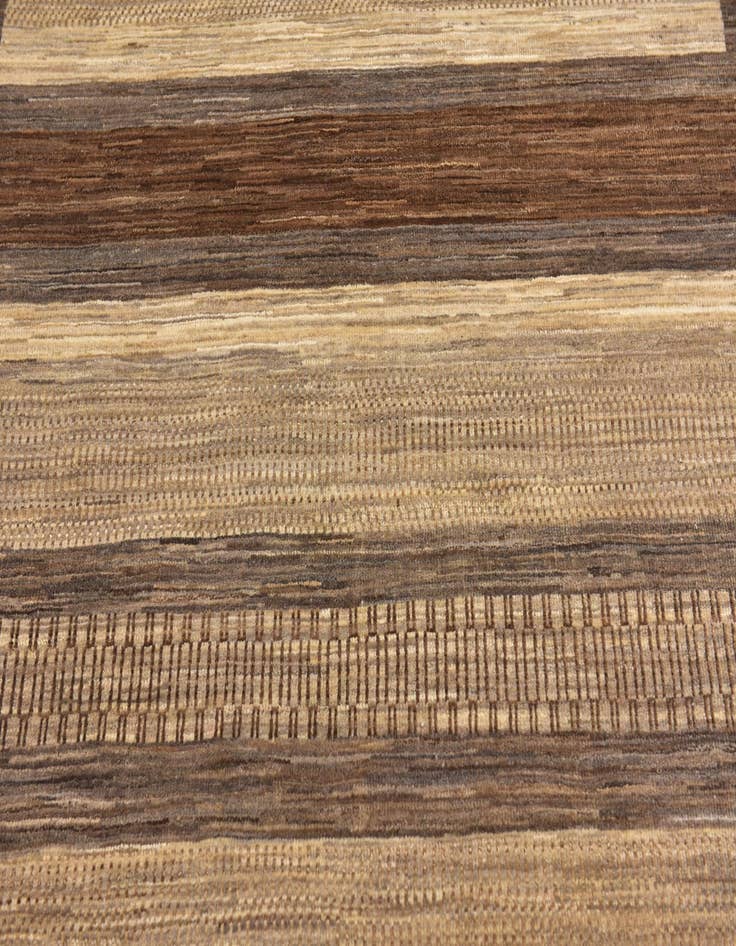 Detail image of 5' 2 x 6' 2  Hand Knotted Modern Ziegler Rug