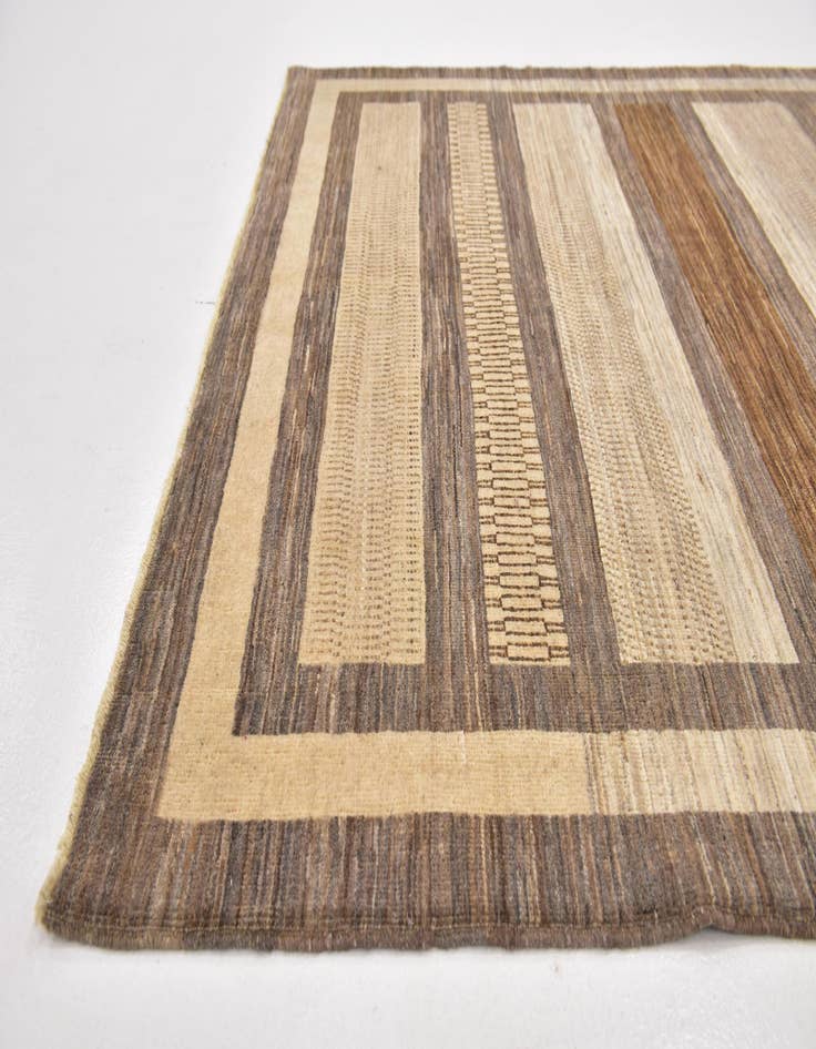 Detail image of 5' 2 x 6' 2  Hand Knotted Modern Ziegler Rug