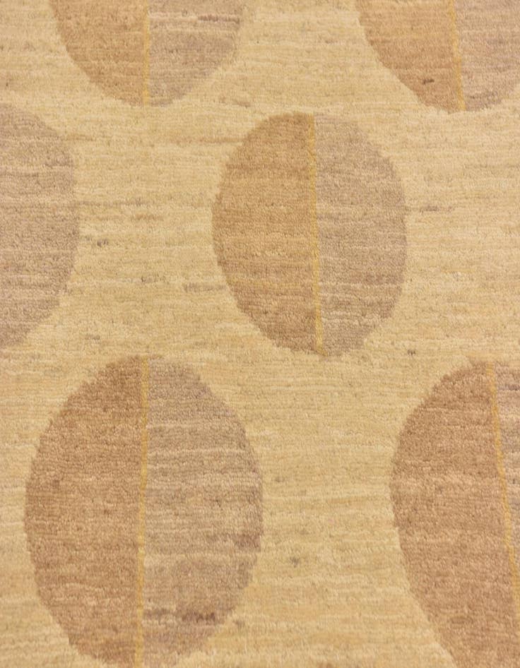 Detail image of 4' 1 x 6' 2  Hand Knotted Modern Ziegler Wool Rug
