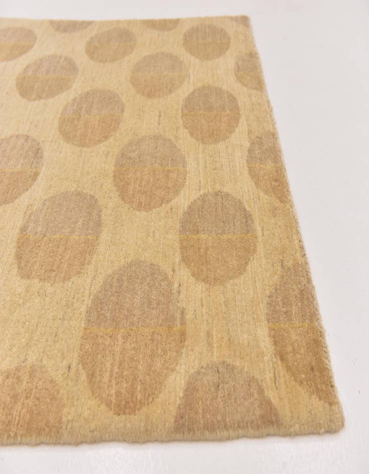 Detail image of 4' 1 x 6' 2 Hand Knotted Modern Ziegler Wool Rug