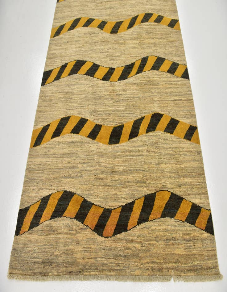 Detail image of 5' x 6' 8 Hand Knotted Modern Ziegler Rug