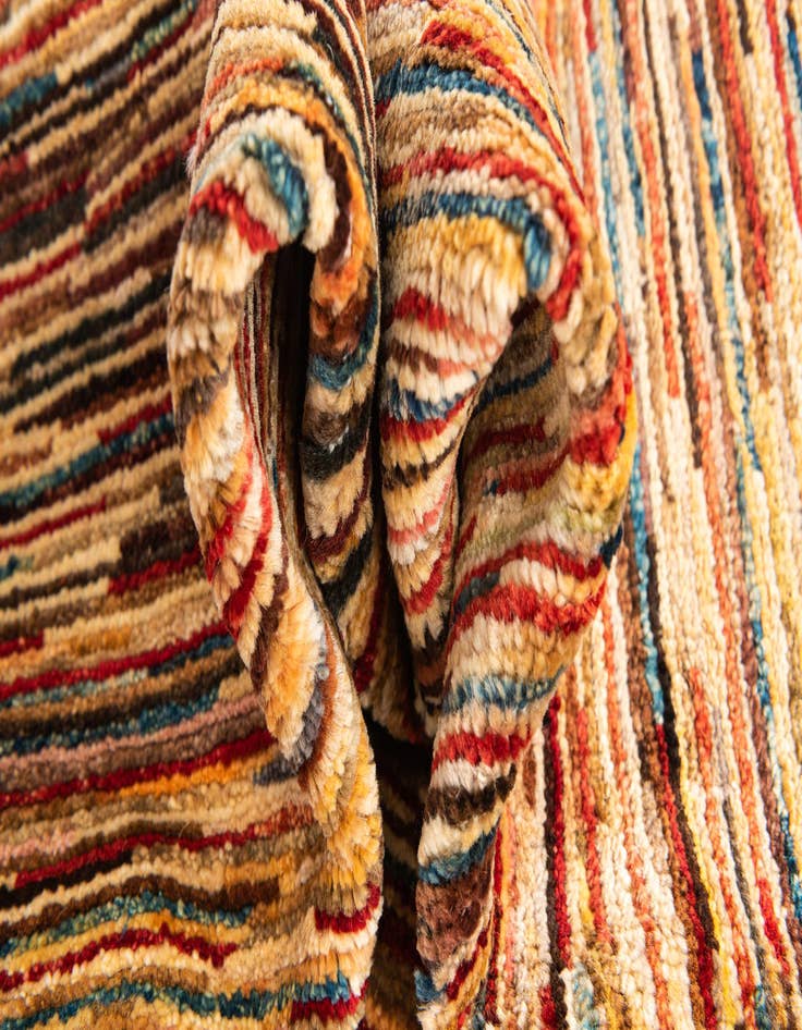 Detail image of 5' 3 x 6' 7  Hand Knotted Modern Ziegler Rug