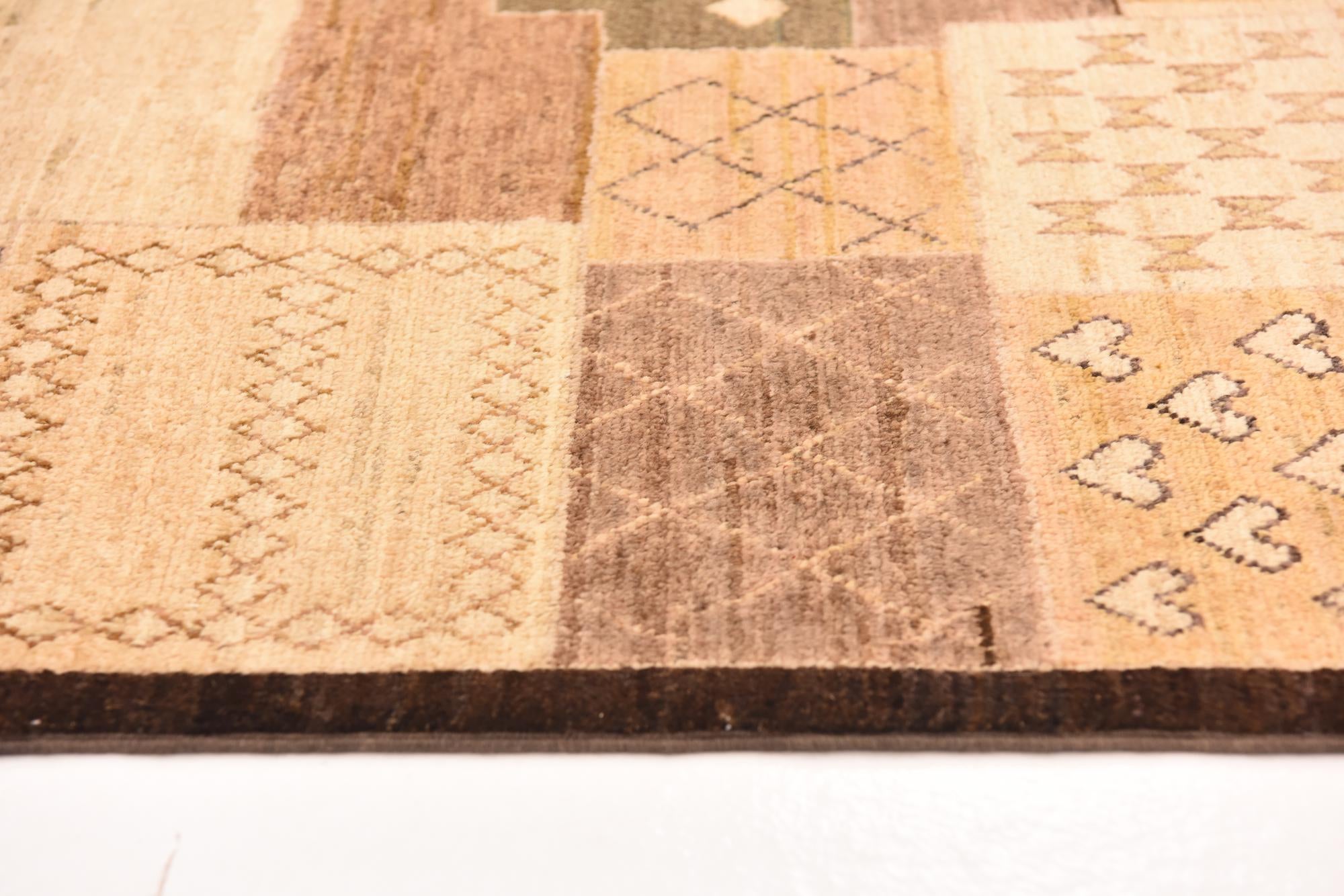 5' 7 x 7' 5 Hand Knotted Modern Ziegler Rug