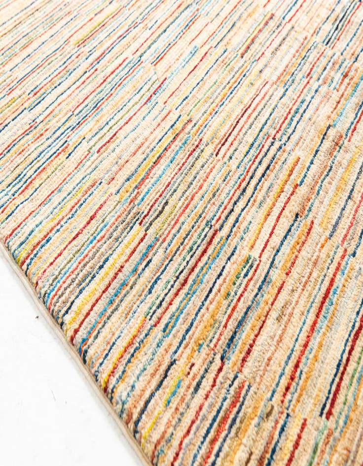 Detail image of 6' 7 x 9' 7 Hand Knotted Modern Ziegler Rug