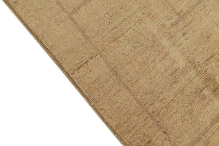 Detail image of 4' x 5' 9 Hand Knotted Modern Ziegler Rug