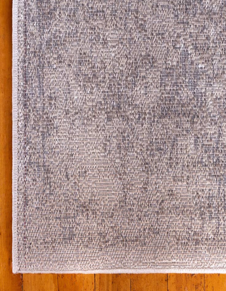 Detail image of 5' x 8' Mojave Rug