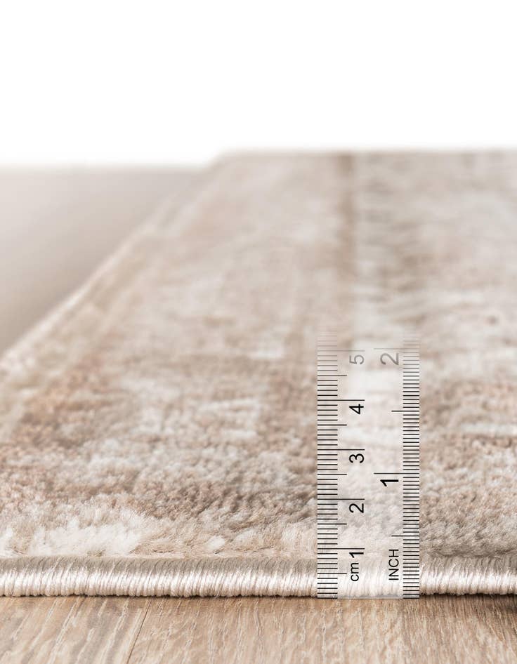 Detail image of 5' 3 x 8' Monte Carlo Rug With Pad Bundle