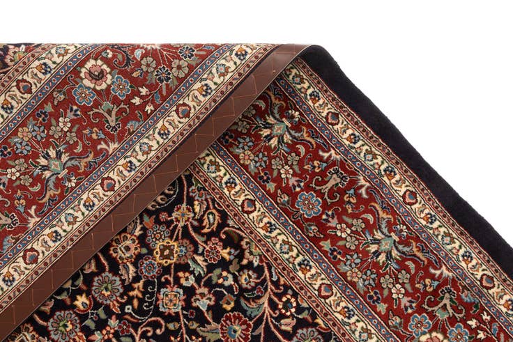 Detail image of 6' 8 x 9' 7 Mood Wool Rug