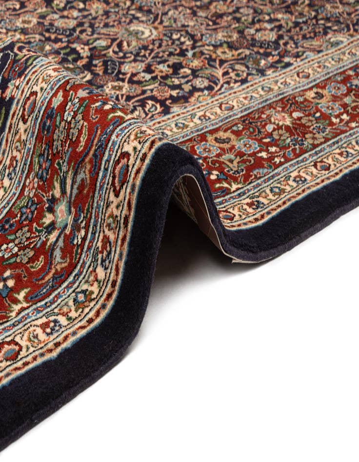Detail image of 6' 10 x 9' 8 Mood Wool Rug