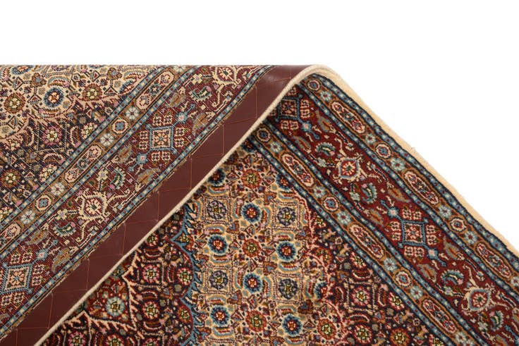 Detail image of 3' 3 x 4' 9 Mood Wool Rug