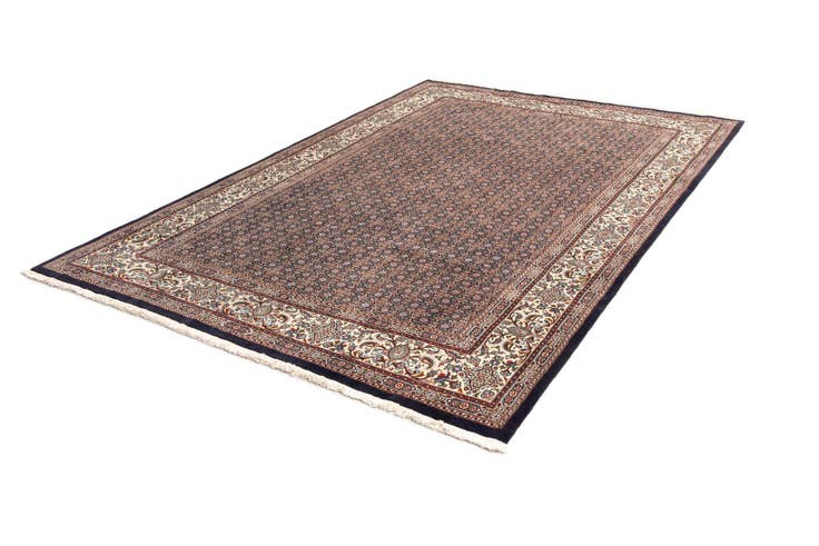 Detail image of 6' 7 x 9' 10 Mood Wool Rug