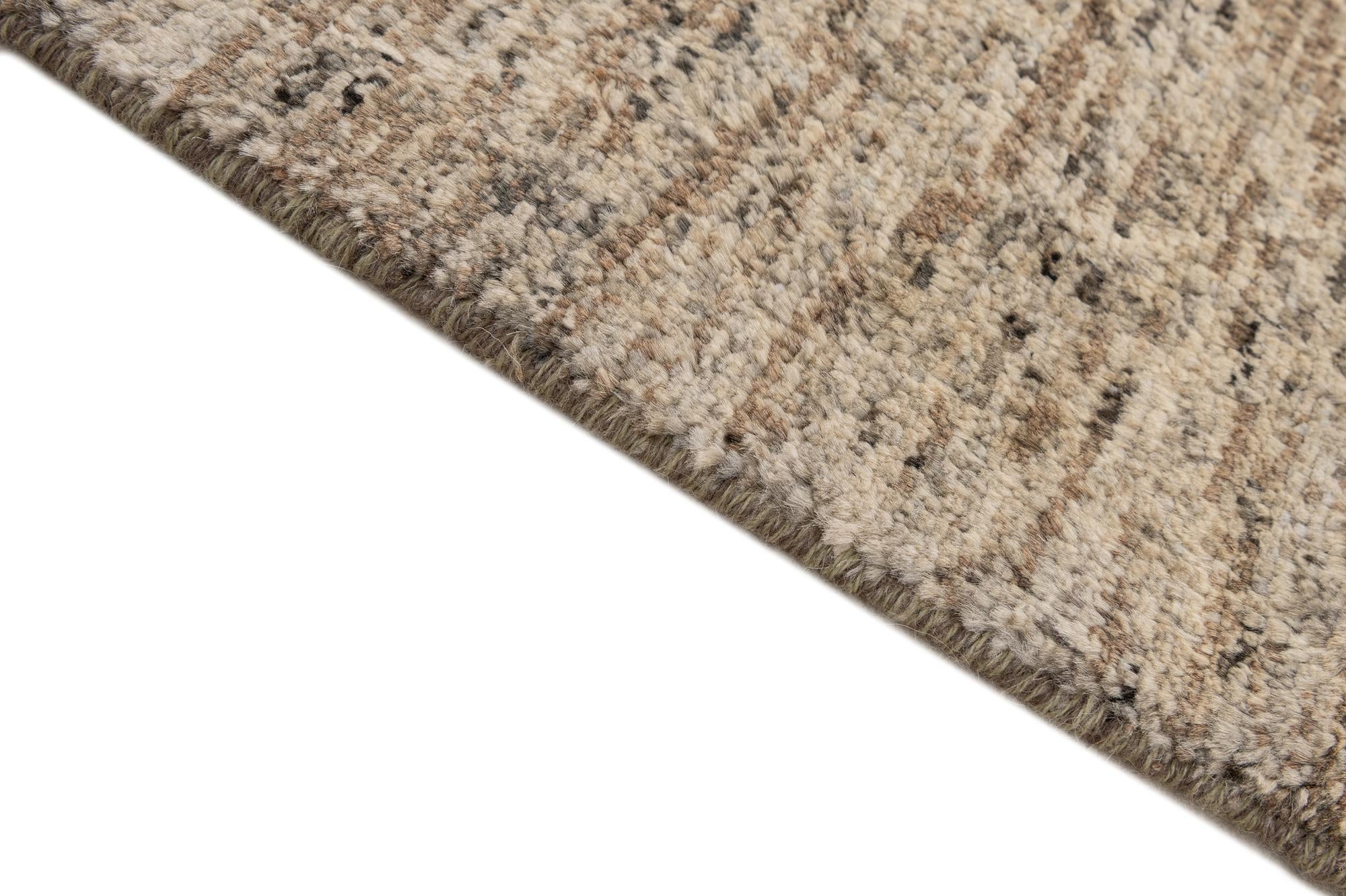 5' 5 x 7' 11 Hand Knotted Moroccan Wool Rug