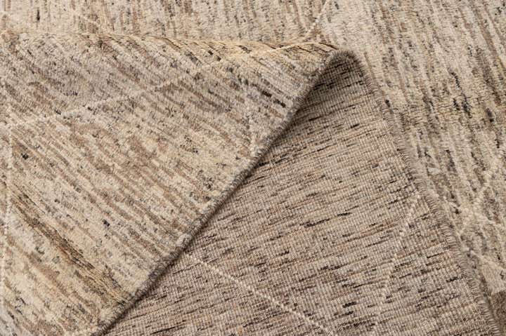 5' 6 x 7' 9 Hand Knotted Moroccan Wool Rug