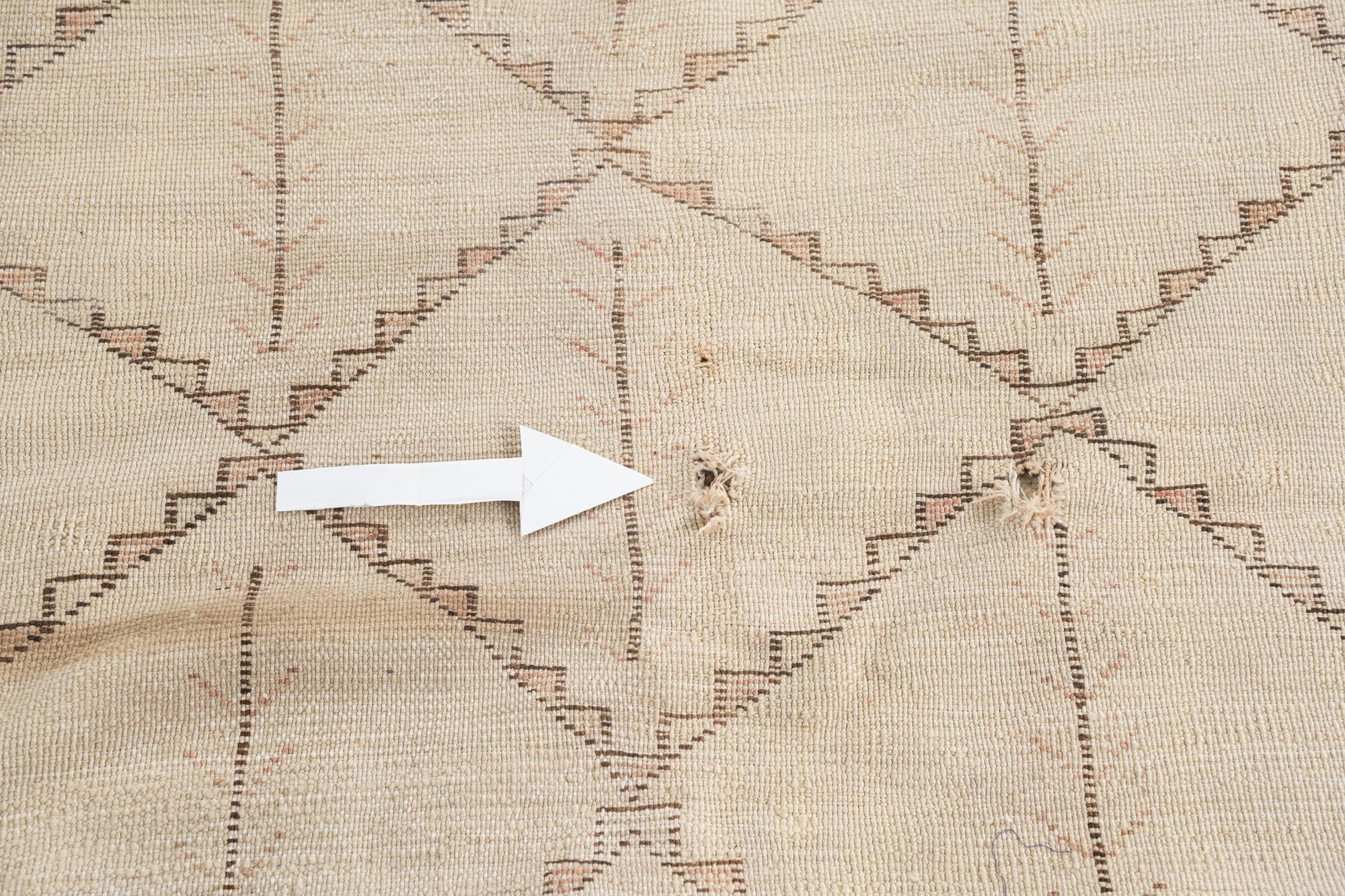 6' 8 x 9' 10 Hand Knotted Moroccan Wool Rug