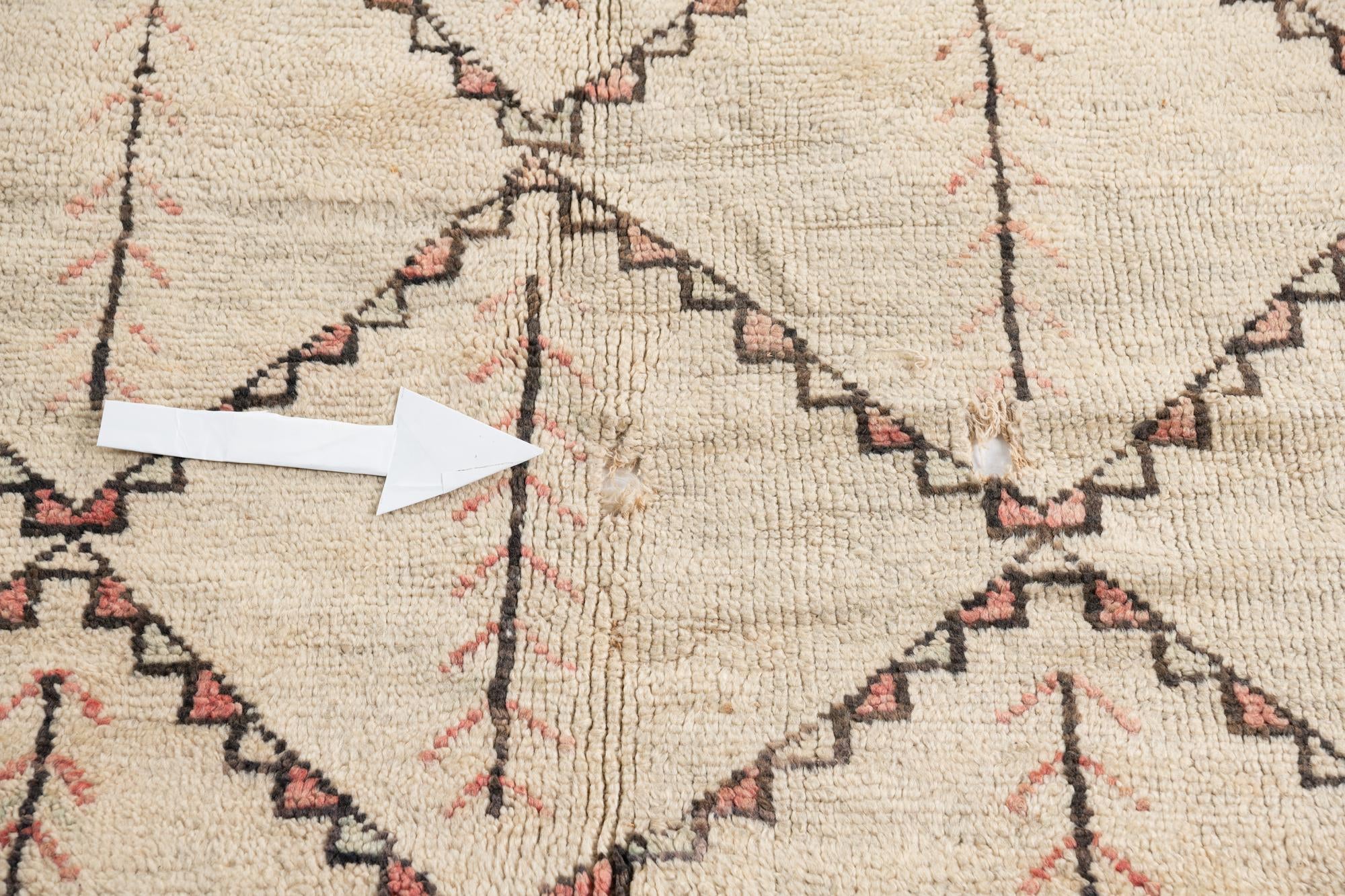 6' 8 x 9' 10 Hand Knotted Moroccan Wool Rug
