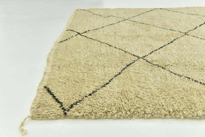 5' 8 x 7' 7 Hand Knotted Moroccan Wool Rug