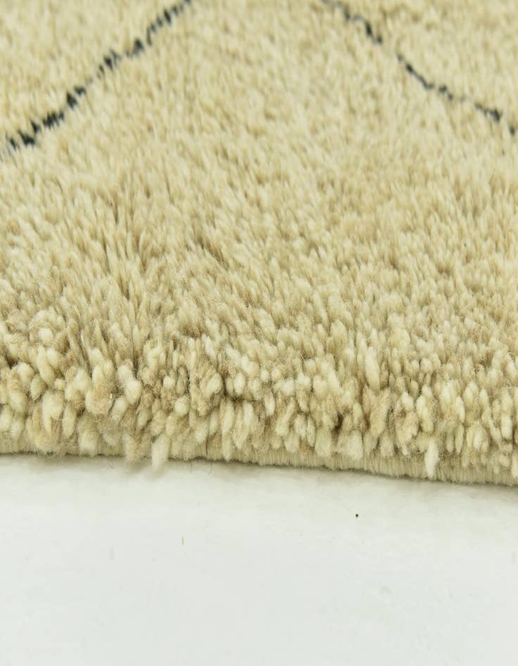 Detail image of 5' 8 x 7' 7 Hand Knotted Moroccan Wool Rug